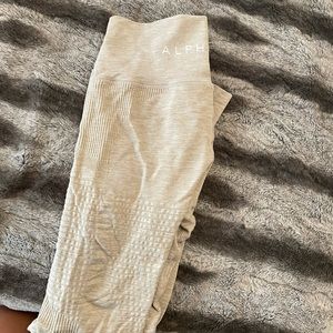 Alphalete Halo Legging